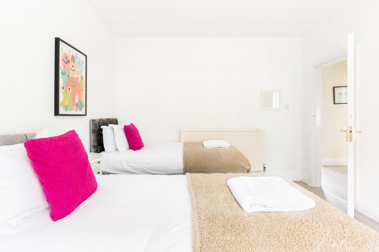 Beautiful 6 Bedroom House For 17 Guests Next To Edgbaston Stadium Birmingham Luaran gambar