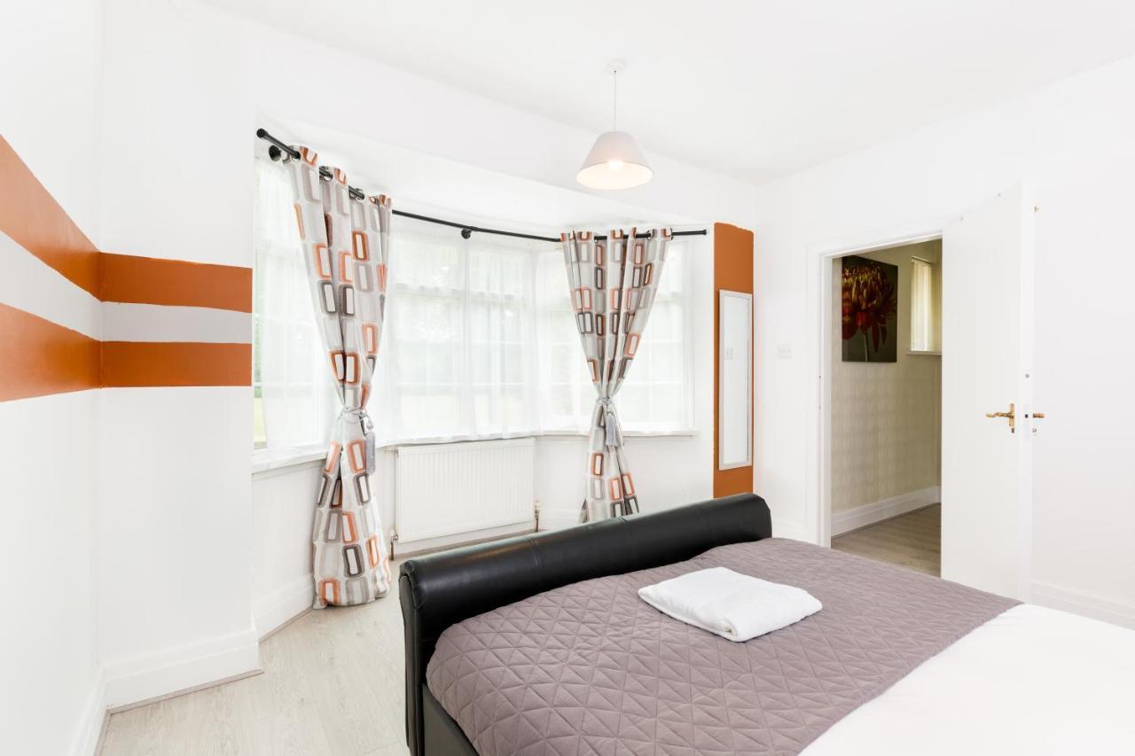 Beautiful 6 Bedroom House For 17 Guests Next To Edgbaston Stadium Birmingham Luaran gambar