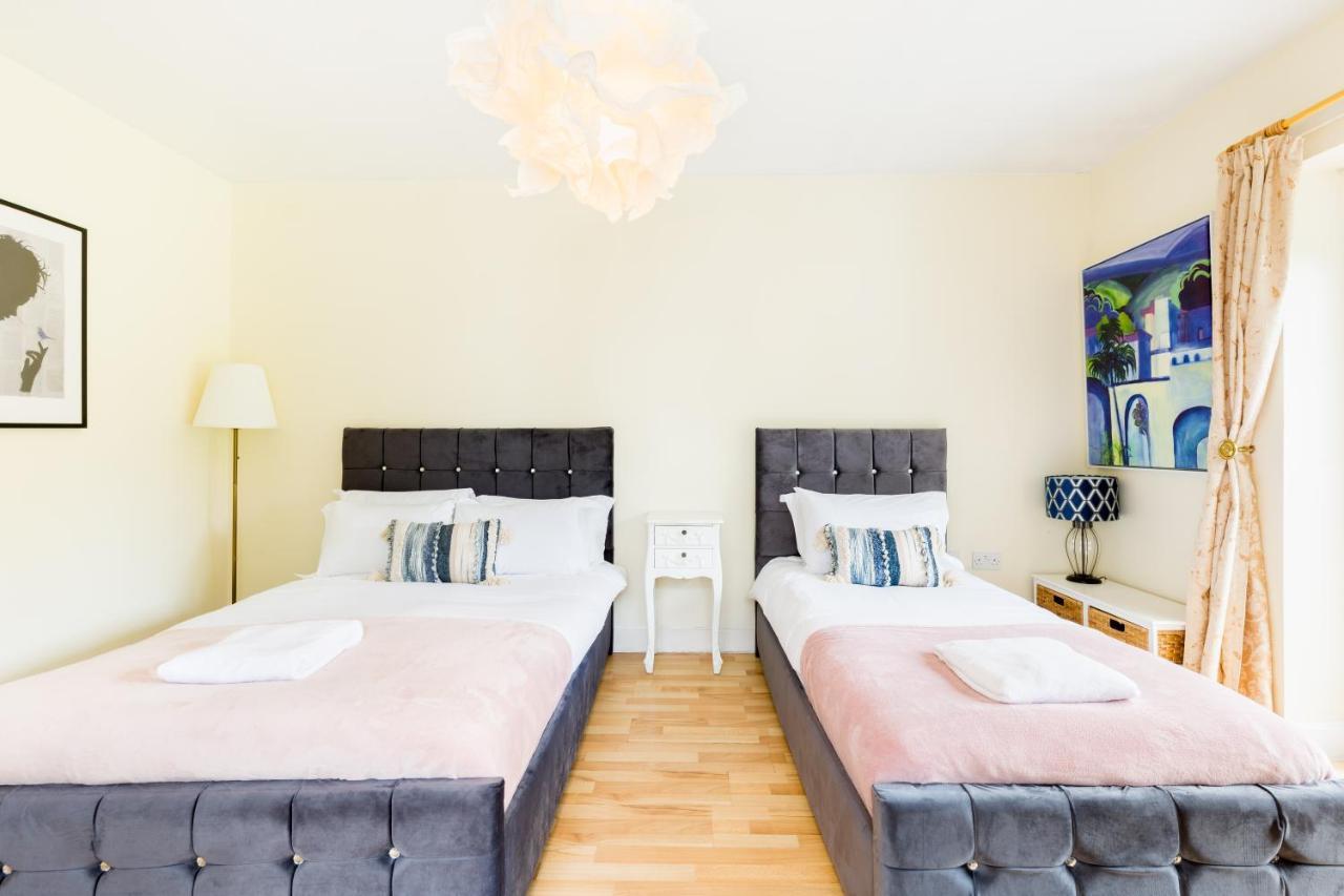 Beautiful 6 Bedroom House For 17 Guests Next To Edgbaston Stadium Birmingham Luaran gambar